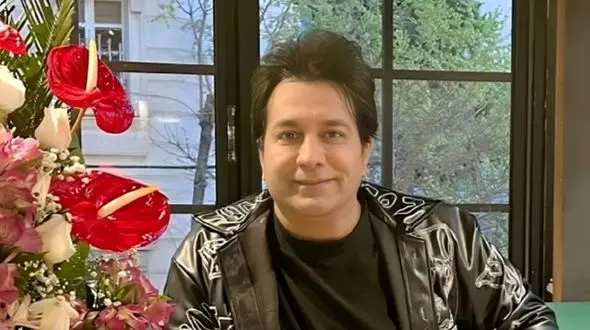 آخرین کیک تولد امید جهان /خلاقیت تحسین‌برانگیز اوستا قناد آبادانی در پخت کیک تولد ویژه « امید جهان» حماسه آفرید