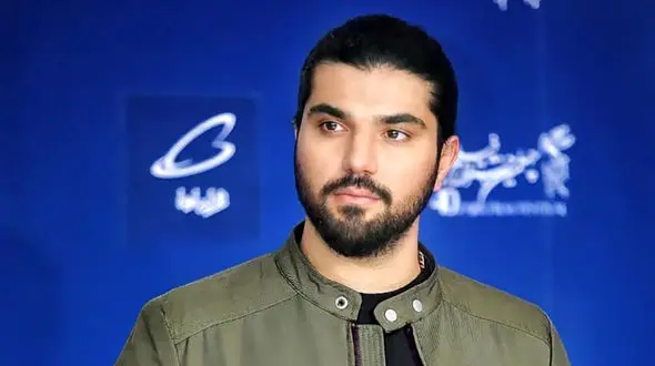 فیلم جشن تولد با کیک فوق لاکچری ۳۳ سالگی سینا مهراد ! /  بازیگر جذاب سینمای ایران خوش تیپی اش را به رخ کشید !