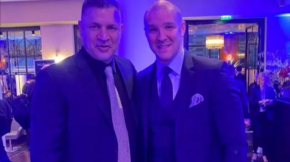 همسر ایرانی مدافع سابق میلان طرفدار علی دایی است 