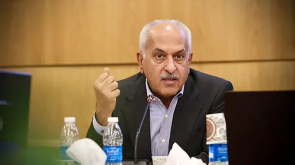 ارز چند نرخی استفاده از کارت‌ های بازرگانی اجاره ای را ترویج می‌ دهد