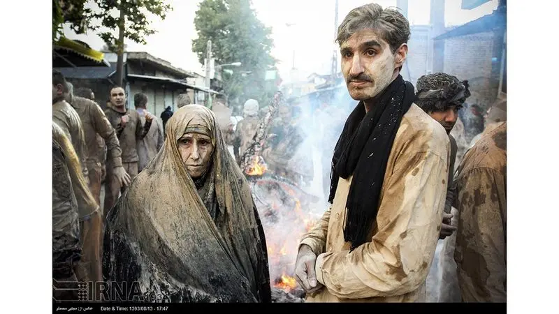 گِل‌مالی یا «خَرَه‌مالی» در لرستان، آیینی دیرینه از سوگ عاشورایی است