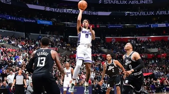 351 امتیاز در شب توفانی لس‌آنجلس/ دومین بازی پرامتیاز تاریخ NBA+فیلم