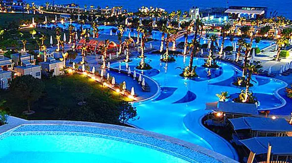 هزینه سفر به آنتالیا در خرداد ۹۶ 