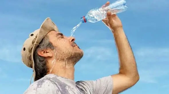 گرمازدگی چه نشانه هایی دارد؟ + اینفوگرافی 