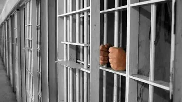پلمب یک خانه تیمی فساد در شهرستان بابل/ 4 زن  و مرد دستگیر شدند