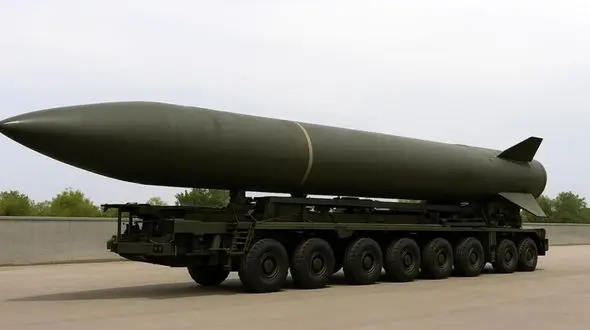 موشک رستاخیز واقعیت دارد ؟! /  مدرن‌ترین موشک بالستیک جهان کابوس کشتی جنگی آبراهام لینکلن امریکا 