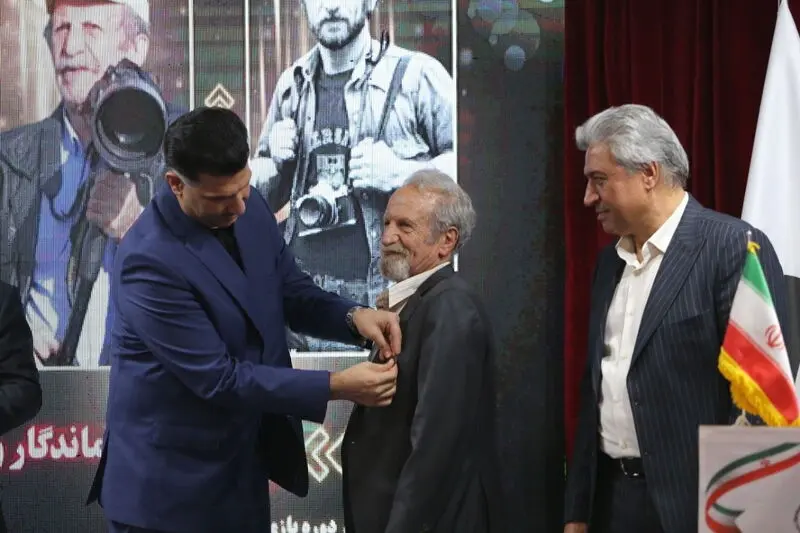 تجلیل از استاد علی کاوه، پیشکسوت عکاسی ورزش ایران