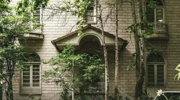 7 خانه شگفت‌انگیز در نیاوران؛ معماری‌هایی که شبیه نقاشین نه یک خانه معمولی!/ هنر نزد ایرانیان است و بس