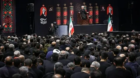 عزاداری  شب تاسوعا در جوار قتلگاه رهبر شهید انقلاب برگزار شد 