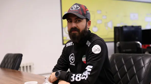 جوانترین ایرانی فاتح قله اورست:حمایت دولتی نداشتم؛ برای تامین هزینه صعود خانه ام را فروختم /عازم قله مرگ هستم