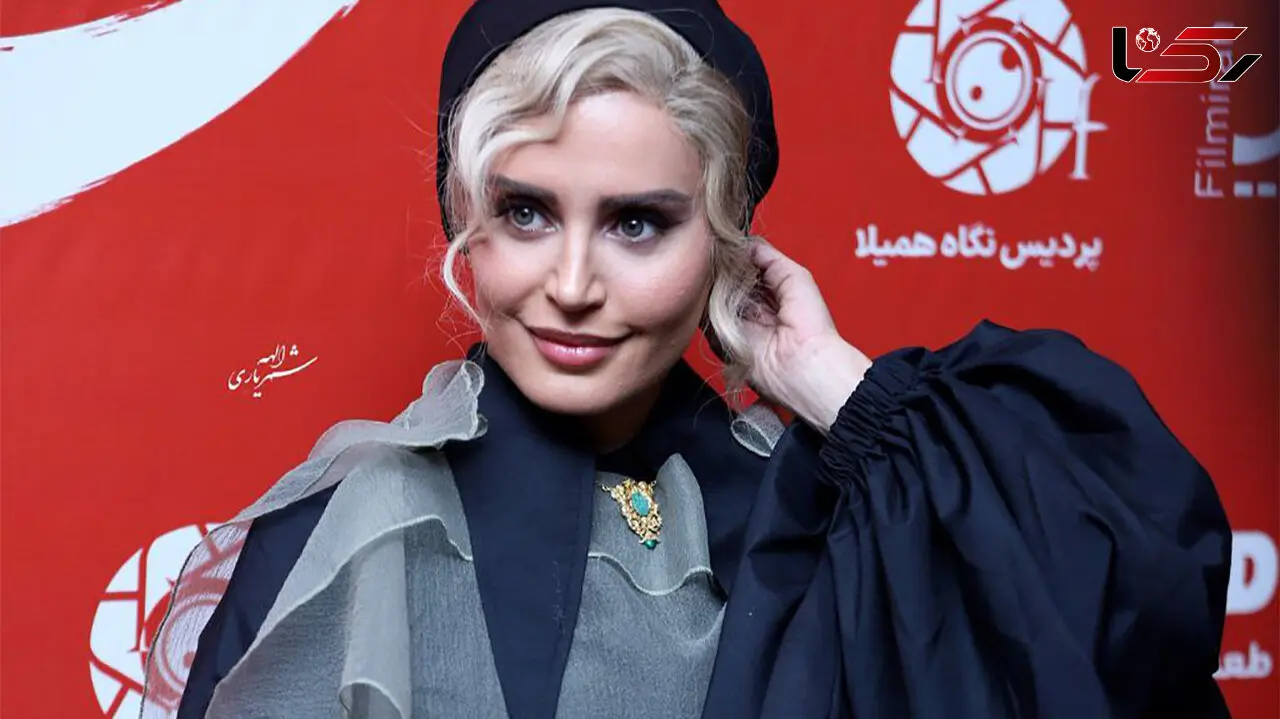 سفر در زمان / عکس «الناز شاکردوست» در 22 سالگی در حال بیرون آمدن از شیشه ماشین