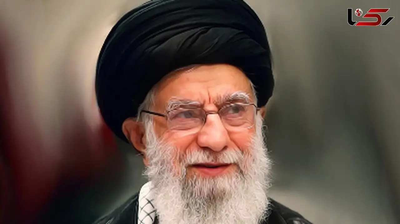 عکس ها /  چیدمان ساده خانه  رهبری انقلاب / از موکت کهنه تا تلویزیون 32 اینچی از جانماز ساده تا پرده های معمولی و صندلی های پلاستیکی