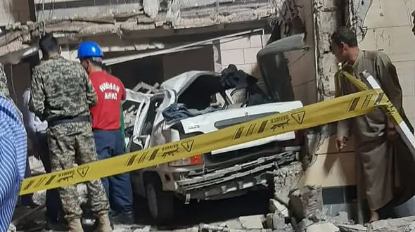 عکس های وحشتناک از انفجار گاز در اهواز / 4 ساختمان پودر شدند