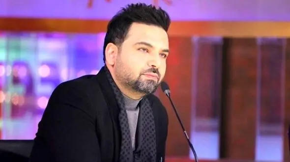 نگاهی به ماشین لوکس، هوش پَران و و شاسی بلند احسان علیخانی در خیابان های تهران +عکس/ این ماشین نیست که هواپیماست