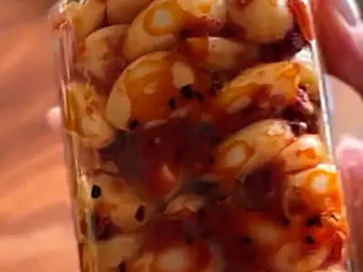 طرز تهیه سیر ترشی عربی + فیلم