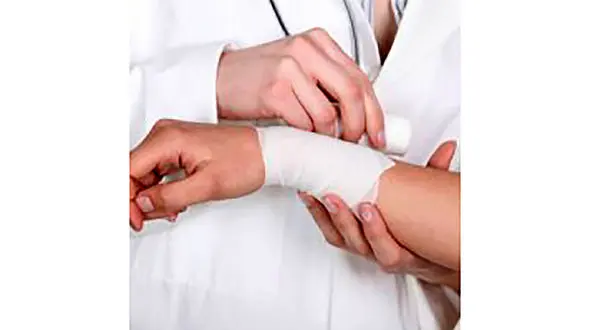 انواع سوختگی دست و راه های درمان 