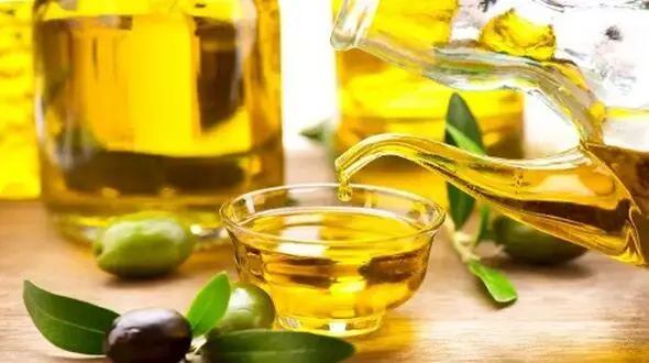 روغن زیتون و اسید اولئیک: آیا خطر چاقی در راه است؟