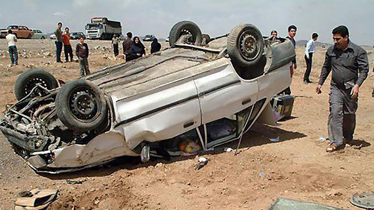 واژگونی یک خودرو در آزاد راه قزوین-زنجان دو فوتی برجای گذاشت