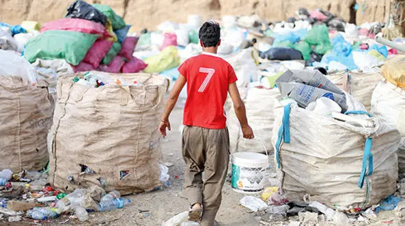 زباله های مردم را با قیمت مناسب بخرید تا تفکیک زباله صورت گیرد 