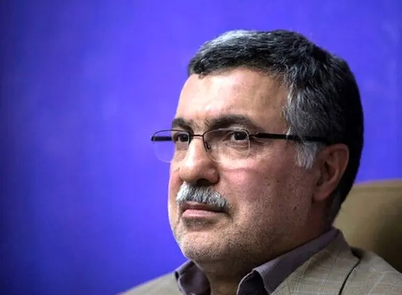 تحریم‌ها در حوزه دارو اثر دارد / وضعیت ما از لحاظ تامین ارز دارو و تجهیزات پزشکی از یک سال گذشته بهتر است + فیلم