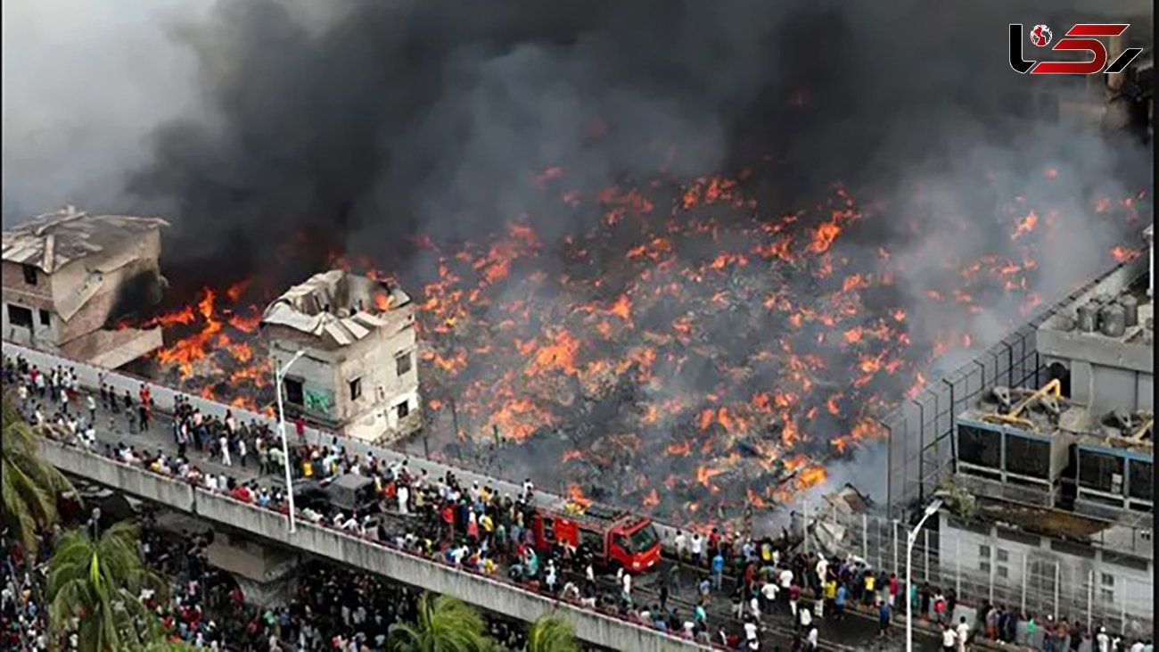 آتش سوزی هولناک در 3 بازار بزرگ لباس در بنگلادش + فیلم وحشتناک از نابودی 3 بازار