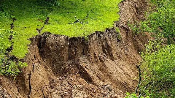 5 عکس از رانش هولناک زمین در رودسر