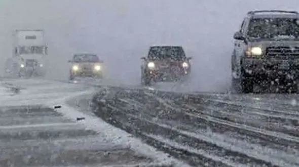 اولین بارش برف پاییزی در مهاباد + عکس