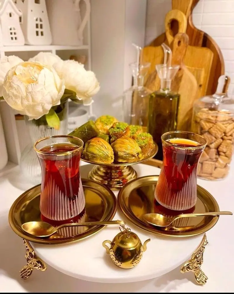 تزیین چای برای پذیرایی نوروز ۱۴۰۵ | ۳۰ ایده ساده اما لاکچری و عروس گونه تزیین چای برای پذیرایی نوروز ۱۴۰۵ و ماه مبارک رمضان!