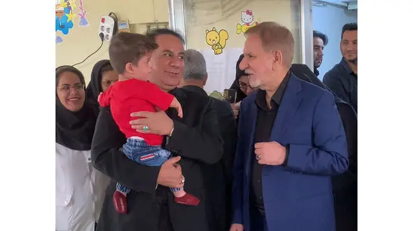 بازدید صمیمانه اسحاق جهانگیری از مرکز / نگهداری و توانبخشی معلولین  شهید فیاض‌بخش کرمان