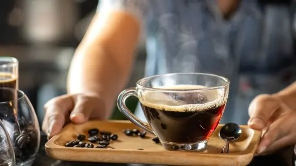 چگونه اولین فنجان قهوه را دم کنیم؟