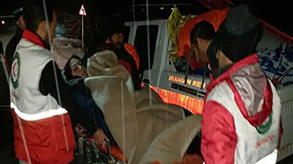 2 زن و 5 مرد گردشگر گرفتار در غار مغان نجات یافتند  