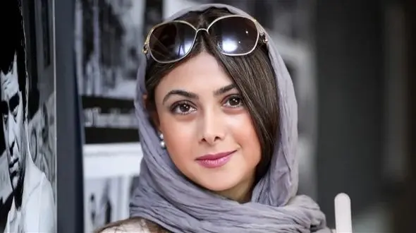 آزاده صمدی با کیف دستی 50 میلیونی اش + عکس