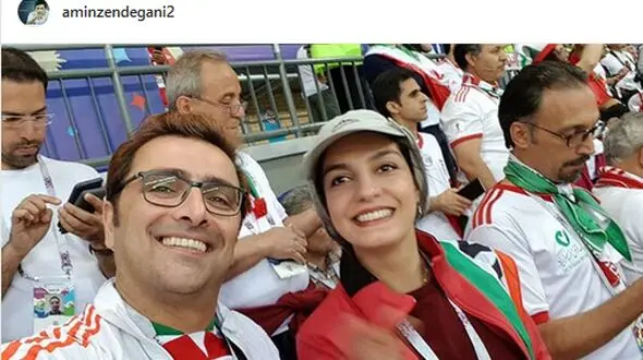 عکس عجیب و متفاوت زن و شوهر بازیگر در ورزشگاه روسیه 