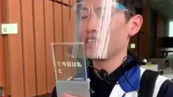 این دستگاه به کمک افراد درگیر مشکلات شنوایی آمد + فیلم 