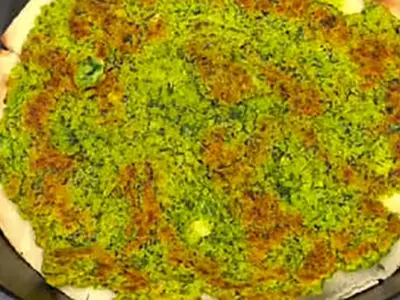 طرز تهیه ساندویچ بادمجون با پیاز جعفری و سس ماست / فیلم