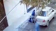 این 2 مرد زن کرمانشاهی را وسط خیابان کتک زدند / بازداشت شدند + فیلم