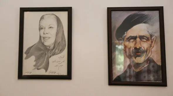 رونمایی از تمبر یادبود «سیمین و جلال»