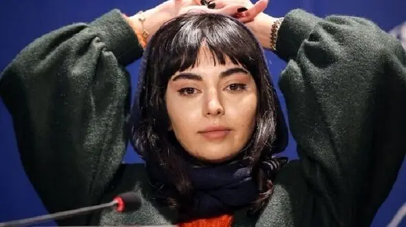 عکس/ همنشینی مهشید جوادی با آقای بازیگر پیشکسوت و همسر جوانش!