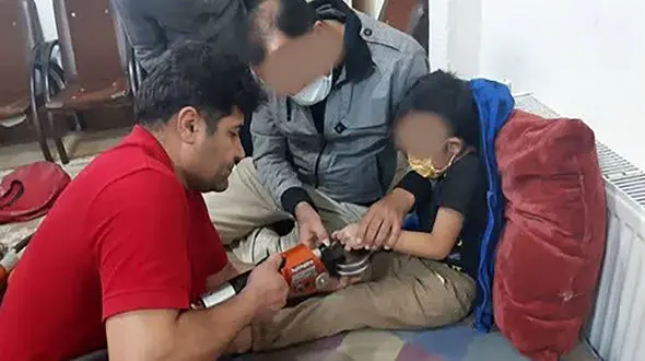 بازیگوشی پسر بچه مهابادی دردسر ساز شد +عکس