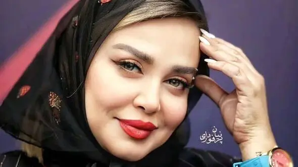 بهاره رهنما بازیگر خوش پوش سینما و تلویزیون  با کیفی گران قیمت
