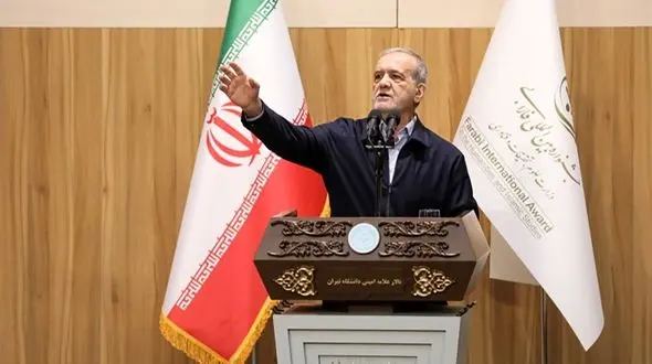 پزشکیان: اگر آنچه برادر اصلاح‌طلب گفته درست باشد، فاجعه است/ ذهنیت موجود در جامعه ما زخم برداشته است