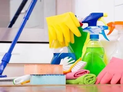 خانه تکانی بدون خطر! رازهای جلوگیری از مسمومیت در حین تمیزکاری