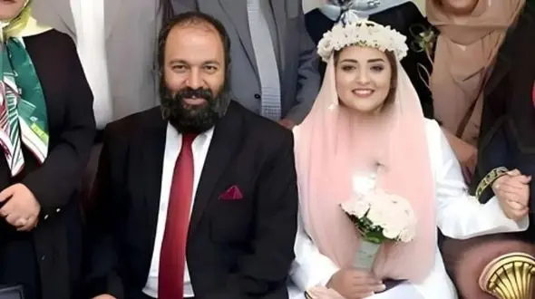 فیلم رونمایی علی اوجی از شب عروسی اش با نرگس محمدی ! / یادم رفت دسته گل عروس بگیرم ! + علت