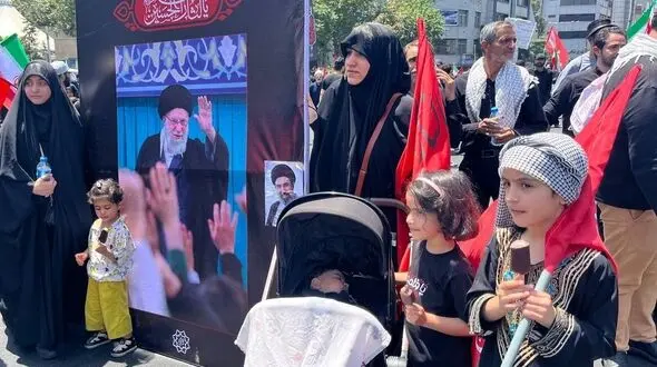 تحلیل پیام‌های راهبردی حضور میلیونی مردم در مراسم تشییع رهبر شهید؛ از تکریم مکتب تا تحقیر دشمن