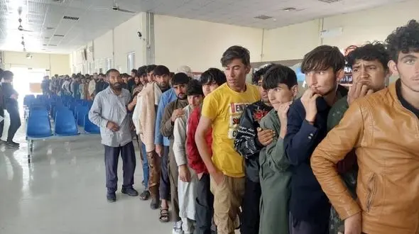 نزدیک 4 هزار افغانستانی از ایران خارج شدند / 5 میلیون افغانستانی در ایران است