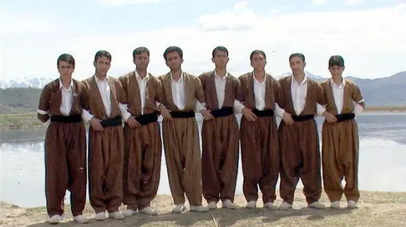 روزی به نام«لباس کردی» تعیین شود