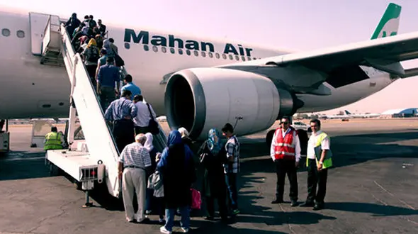 چرا از سمت چپ سوار هواپیما می‌شویم؟