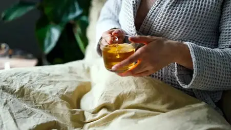 مضرترین غذاها و نوشیدنی‌ ها برای سلامتی در هنگام بیماری کدامند؟