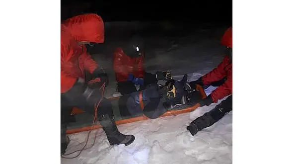 یخ زدن 3 تهرانی در ارتفاعات توچال / سقوط خونین یکی از کوهنوردان + تصاویر