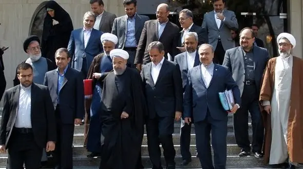 احتمال تغییر در فهرست کابینه دوازدهم در «دقیقه ۹۰» بالا گرفت